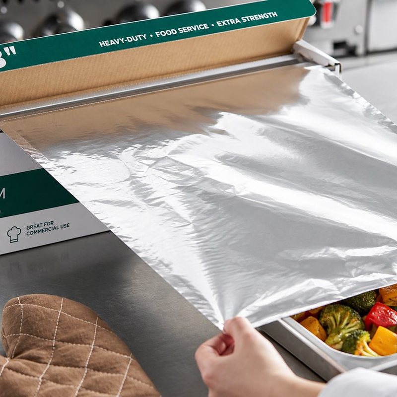 Roll of heavy duty aluminum foil